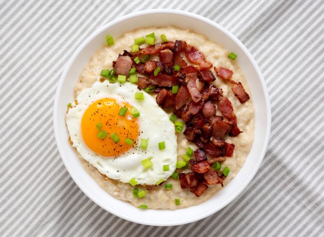 savory oatmeal with bacon and egg